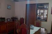 comedor con tragaluz y acceso directo a cocina y living